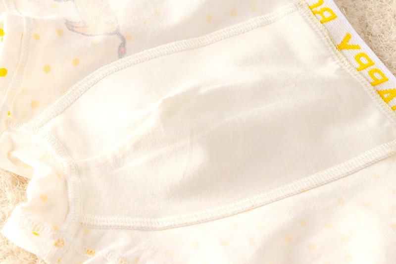 Baby Giraffe Print Baby Boy 100% Cotton Underpants Underwear for Kids - Pack of 04