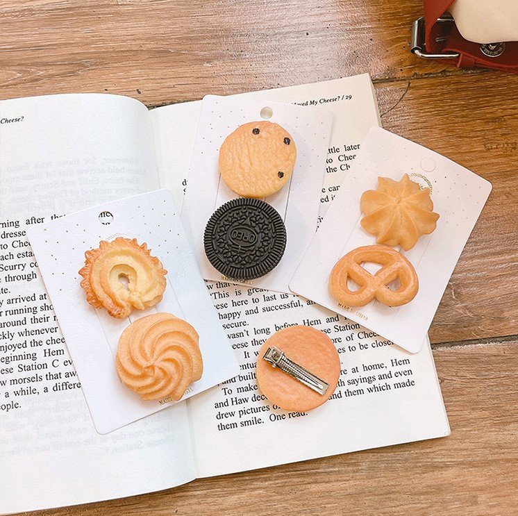 Baby Girls biscuit shape hair clips